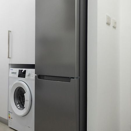 Lovely 2 Bed Apartment In Larnaca City Centre ภายนอก รูปภาพ